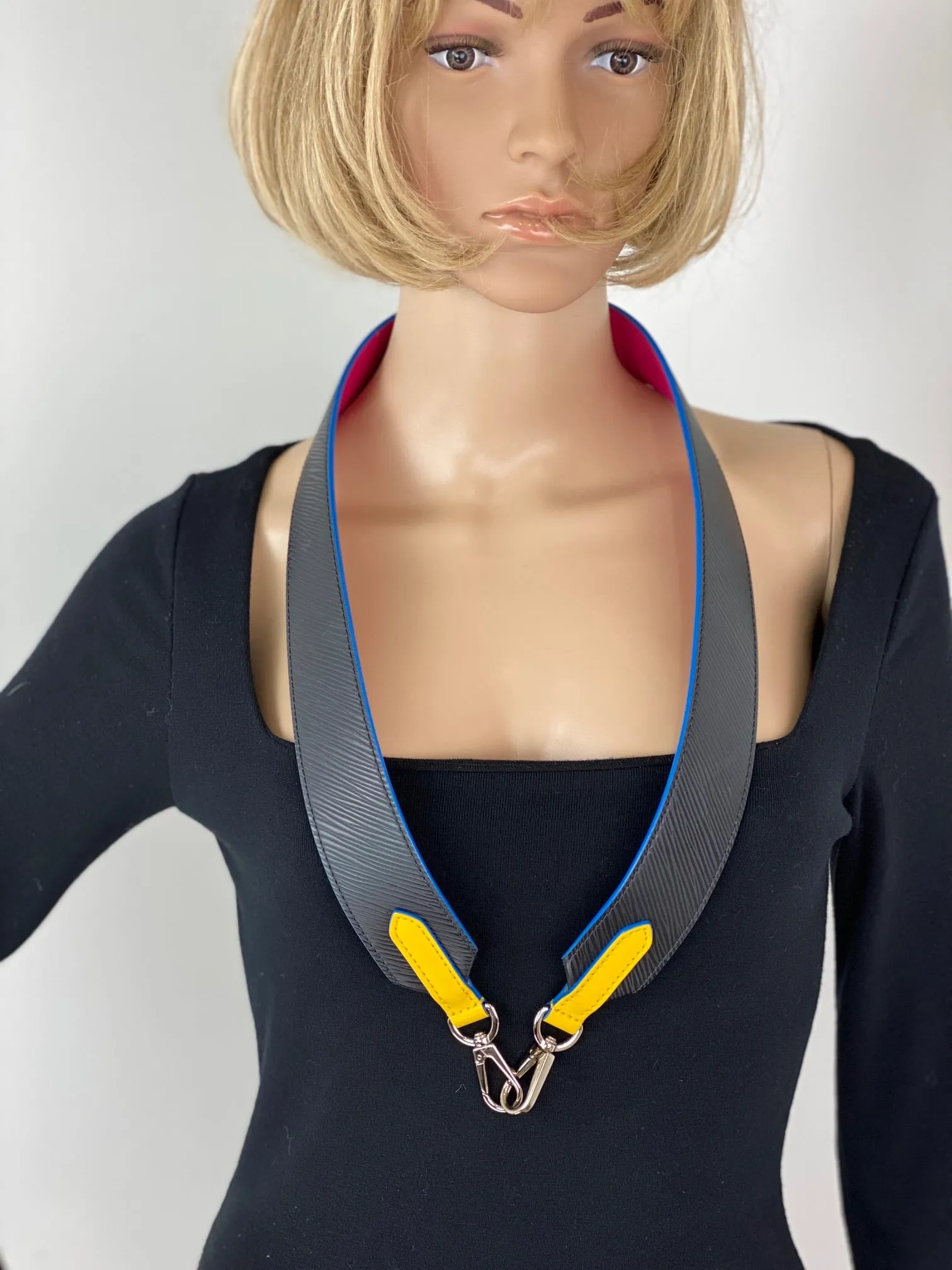 LOUIS VUITTON Epi Bandouliere Leather Shoulder Strap Black Pink Yellow