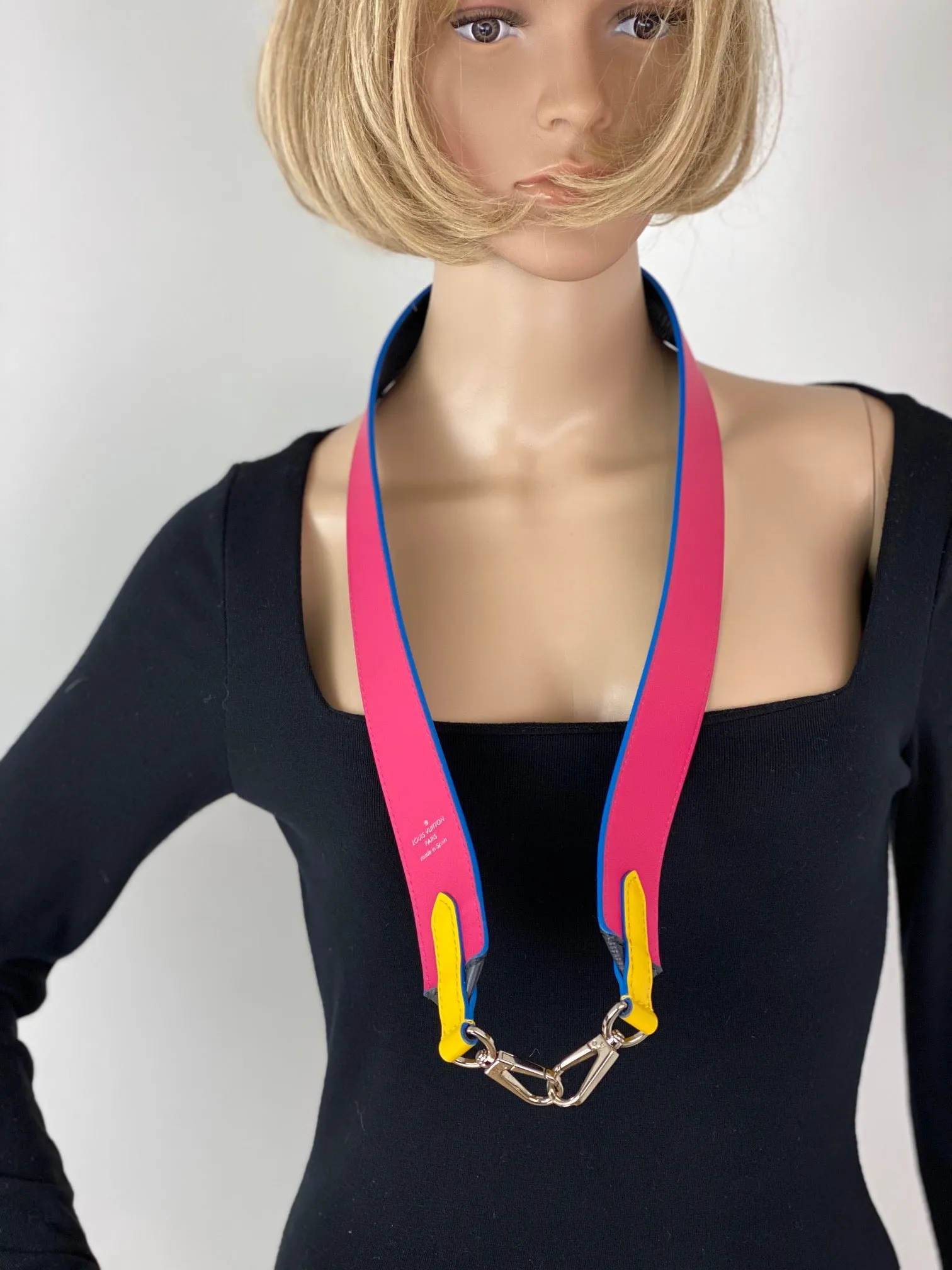 LOUIS VUITTON Epi Bandouliere Leather Shoulder Strap Black Pink Yellow