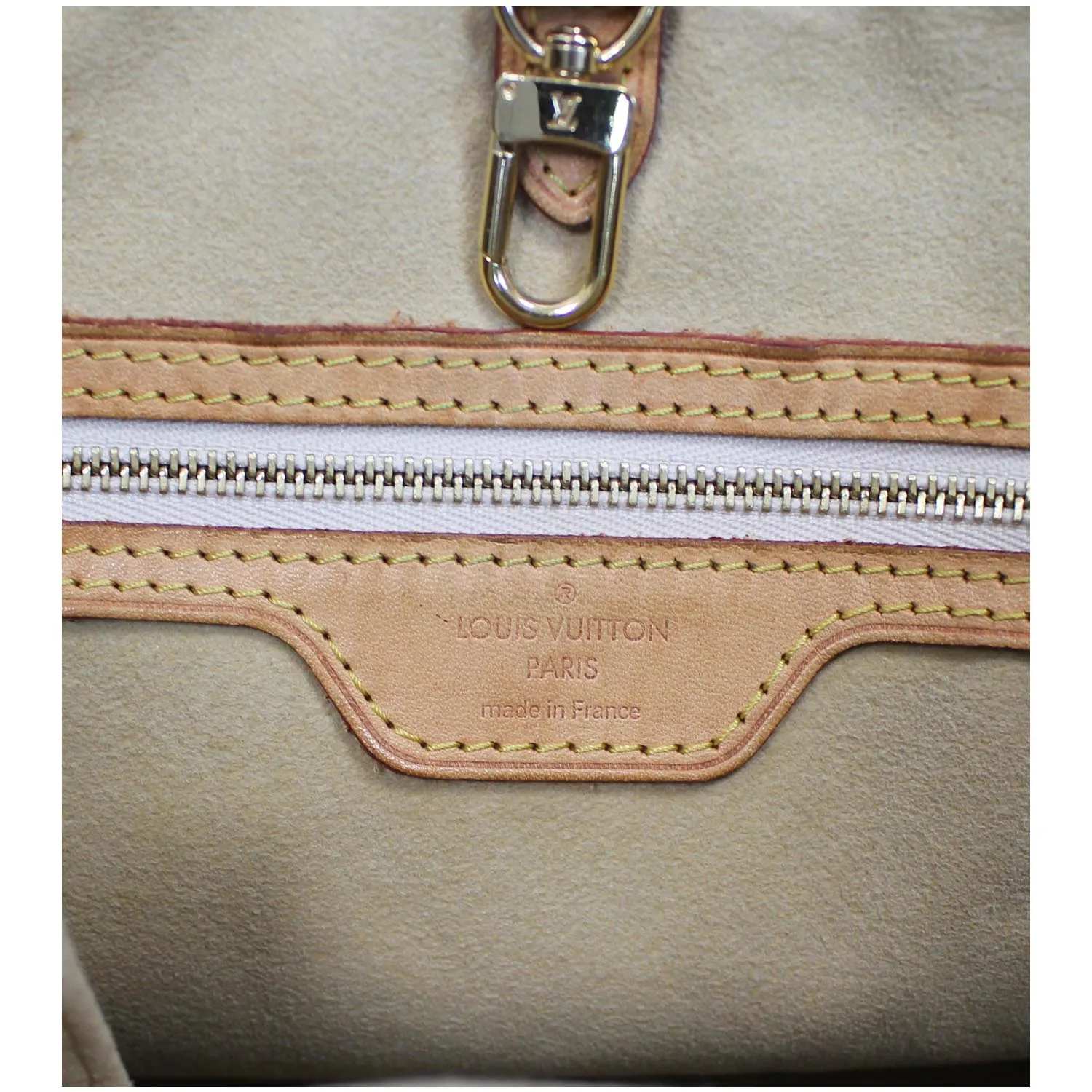 LOUIS VUITTON Hampstead PM Damier Azur Shoulder Bag White