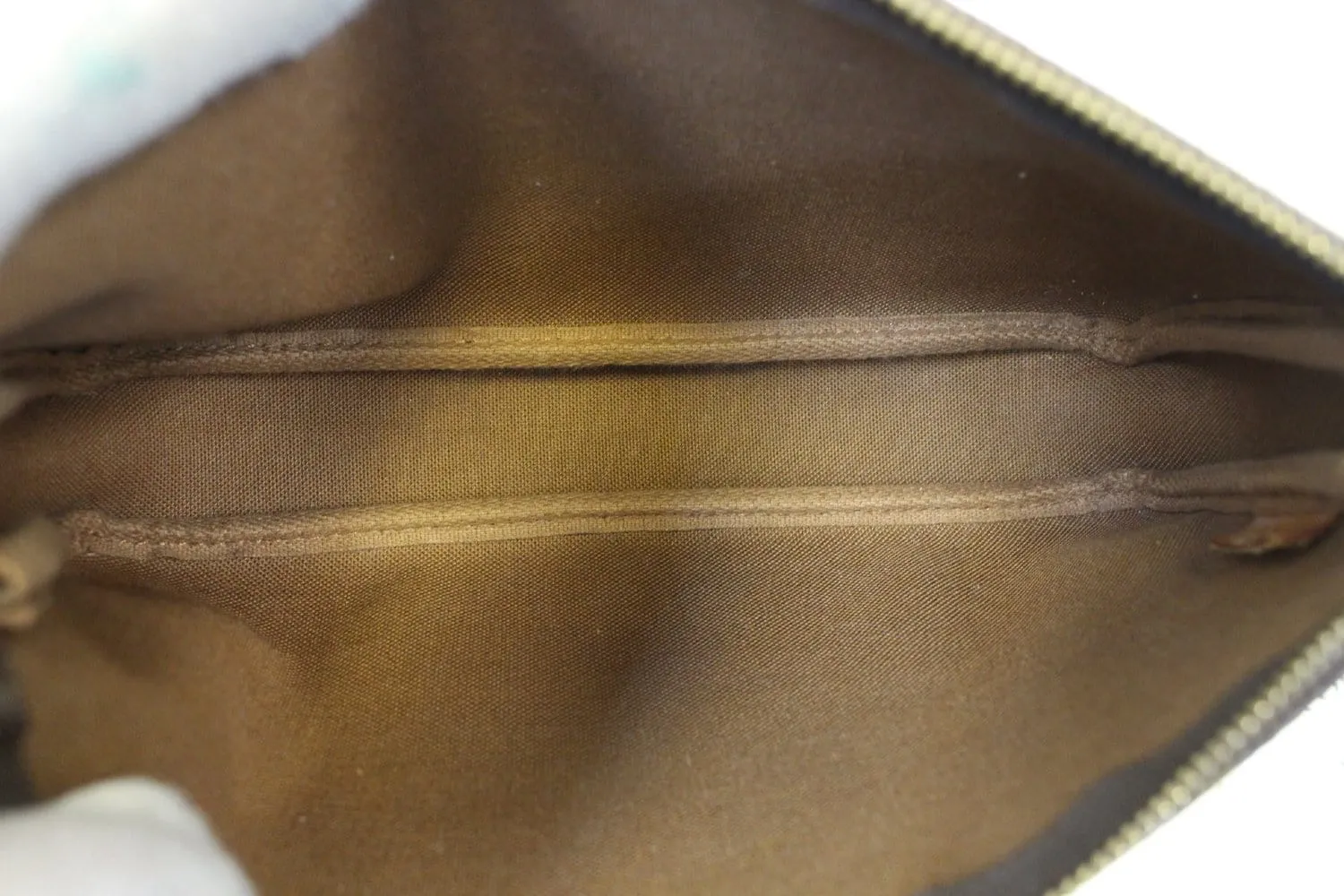 LOUIS VUITTON Monogram Pochette Accessoires Long Shoulder Pouch
