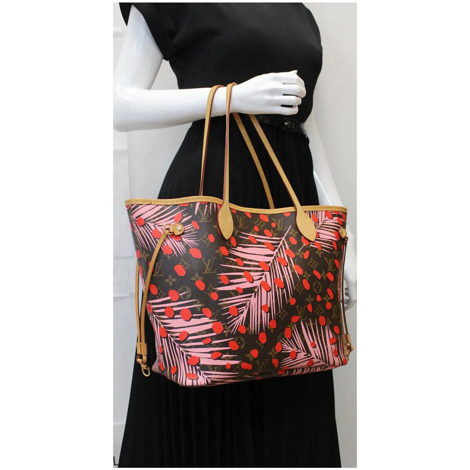 LOUIS VUITTON Neverfull MM Monogram Jungle Dot Shoulder Bag Brown - 25% OFF