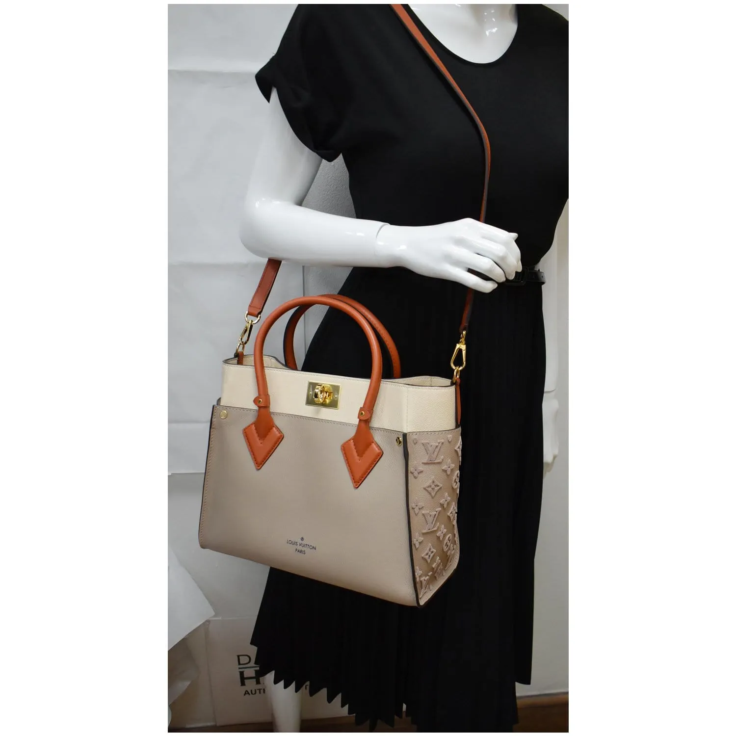 LOUIS VUITTON On My Side MM Monogram Tufting Shoulder Bag Galet