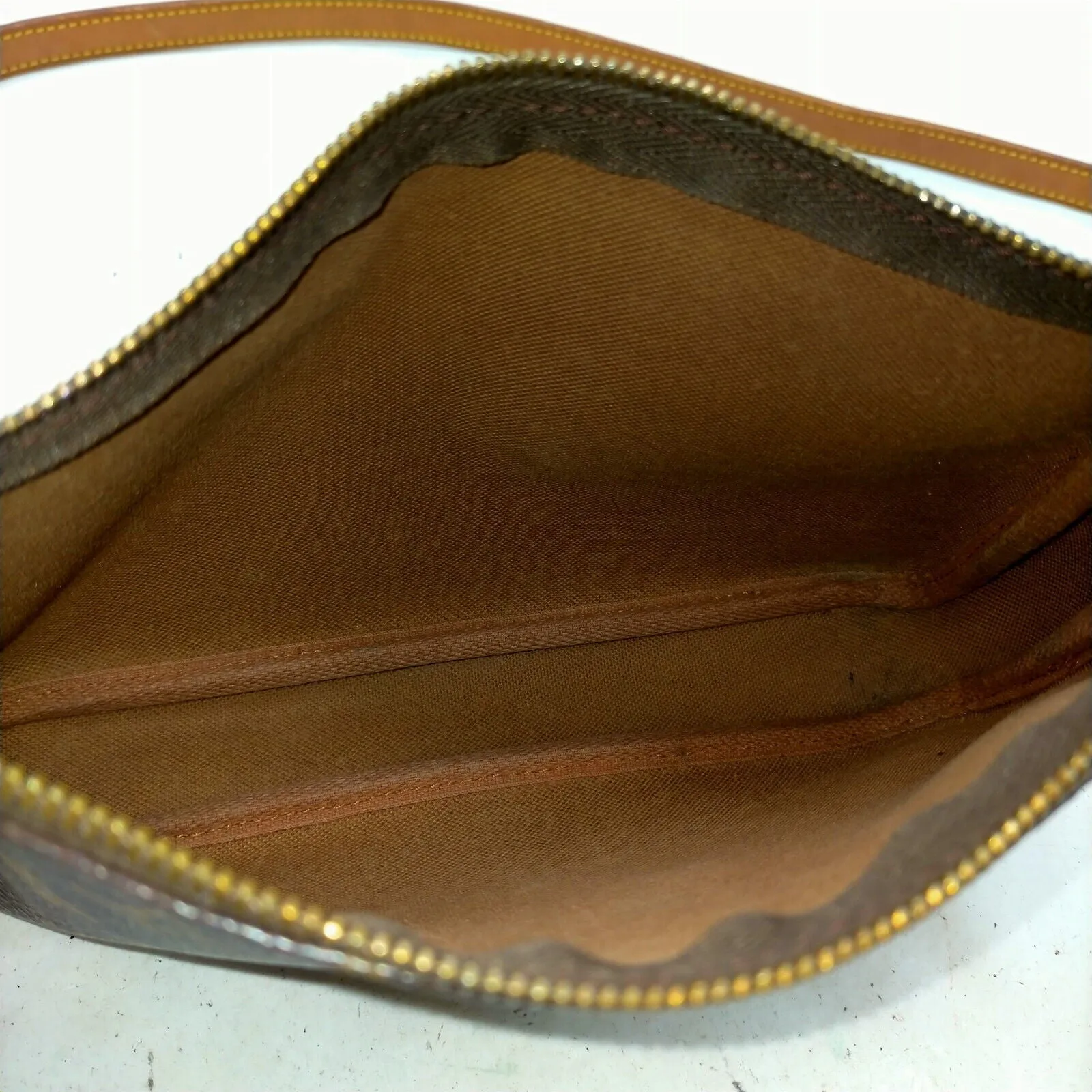 Louis Vuitton Pochette Accessoires Monogram Hand Bag