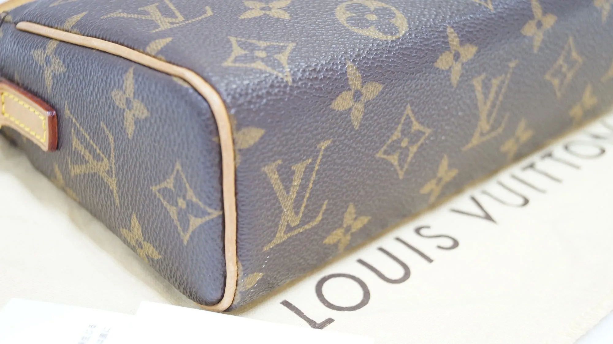 LOUIS VUITTON Recital Monogram Canvas Shoulder Handbag