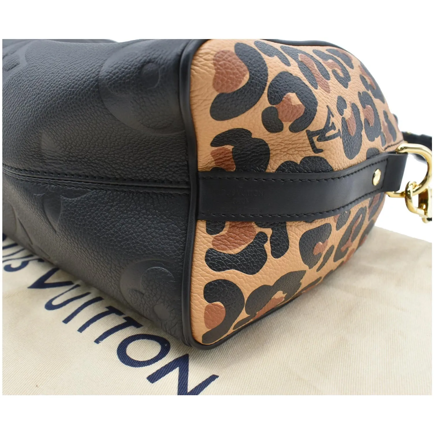 LOUIS VUITTON Speedy 25 Wild At Heart Leather Shoulder Bag Black