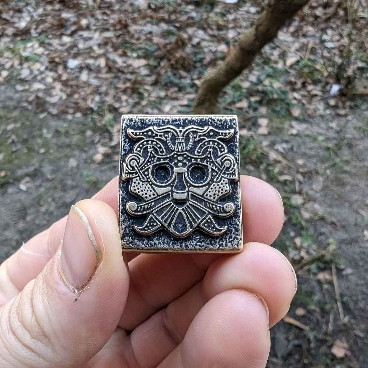 Mask of Loki molle clip