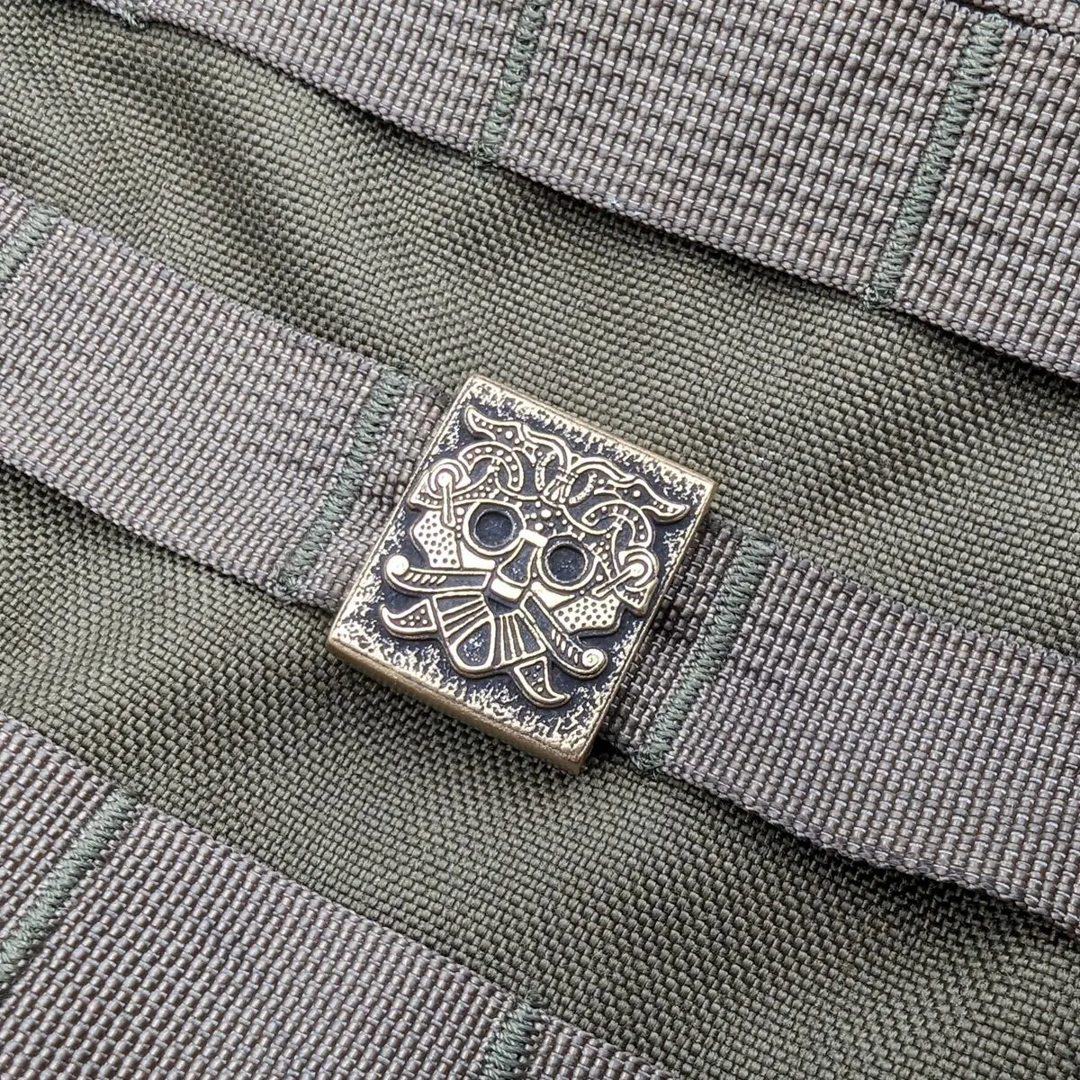 Mask of Loki molle clip