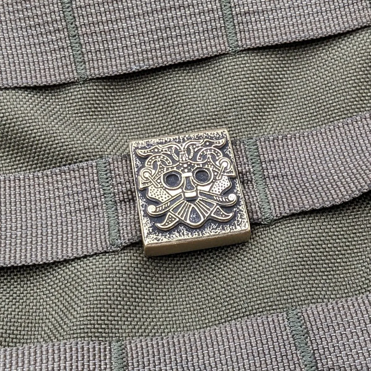 Mask of Loki molle clip