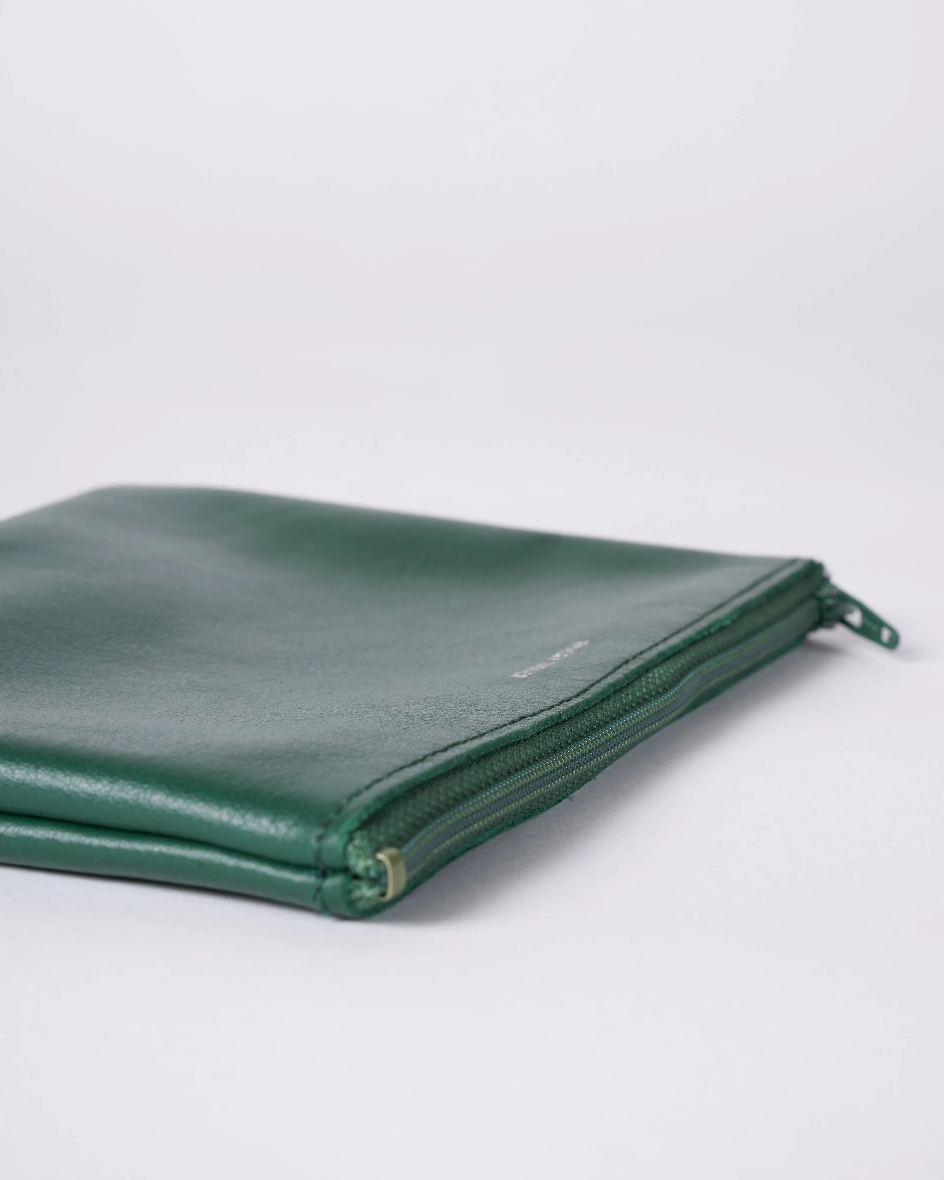 medium zip pouch - eden