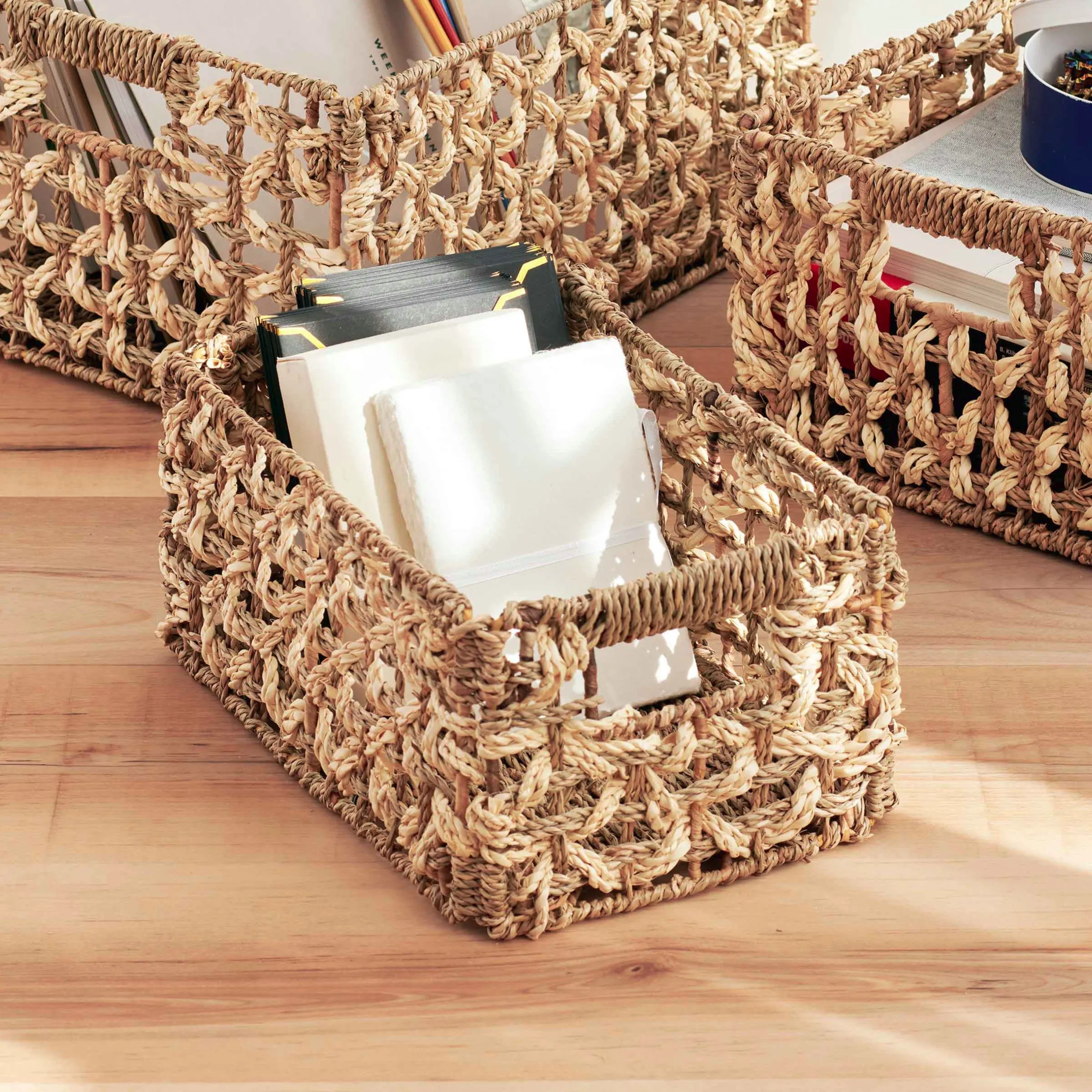 MENSCH BASKET