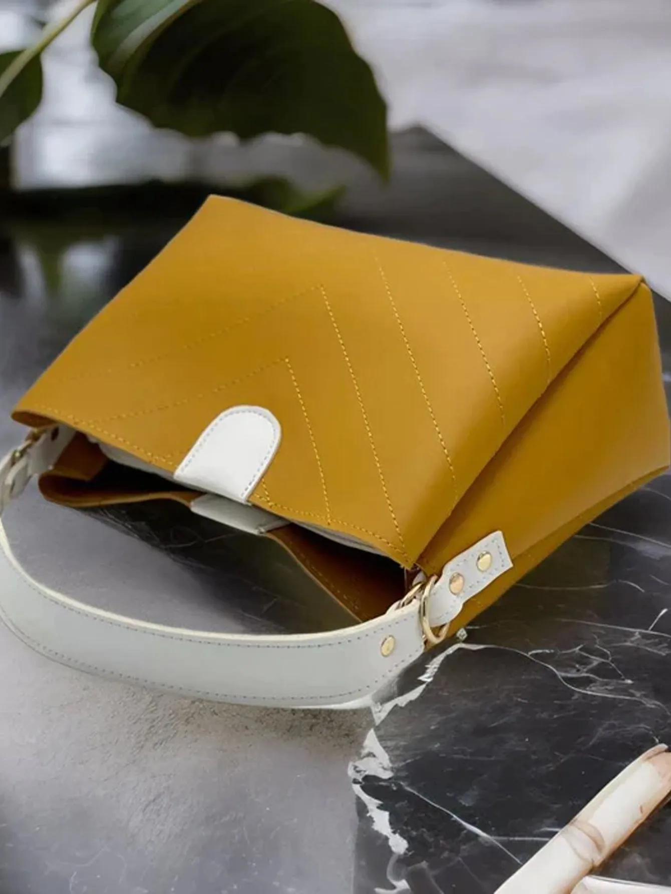 Minimalist Chevron Bucket Bag - Mustard - FD ⚡