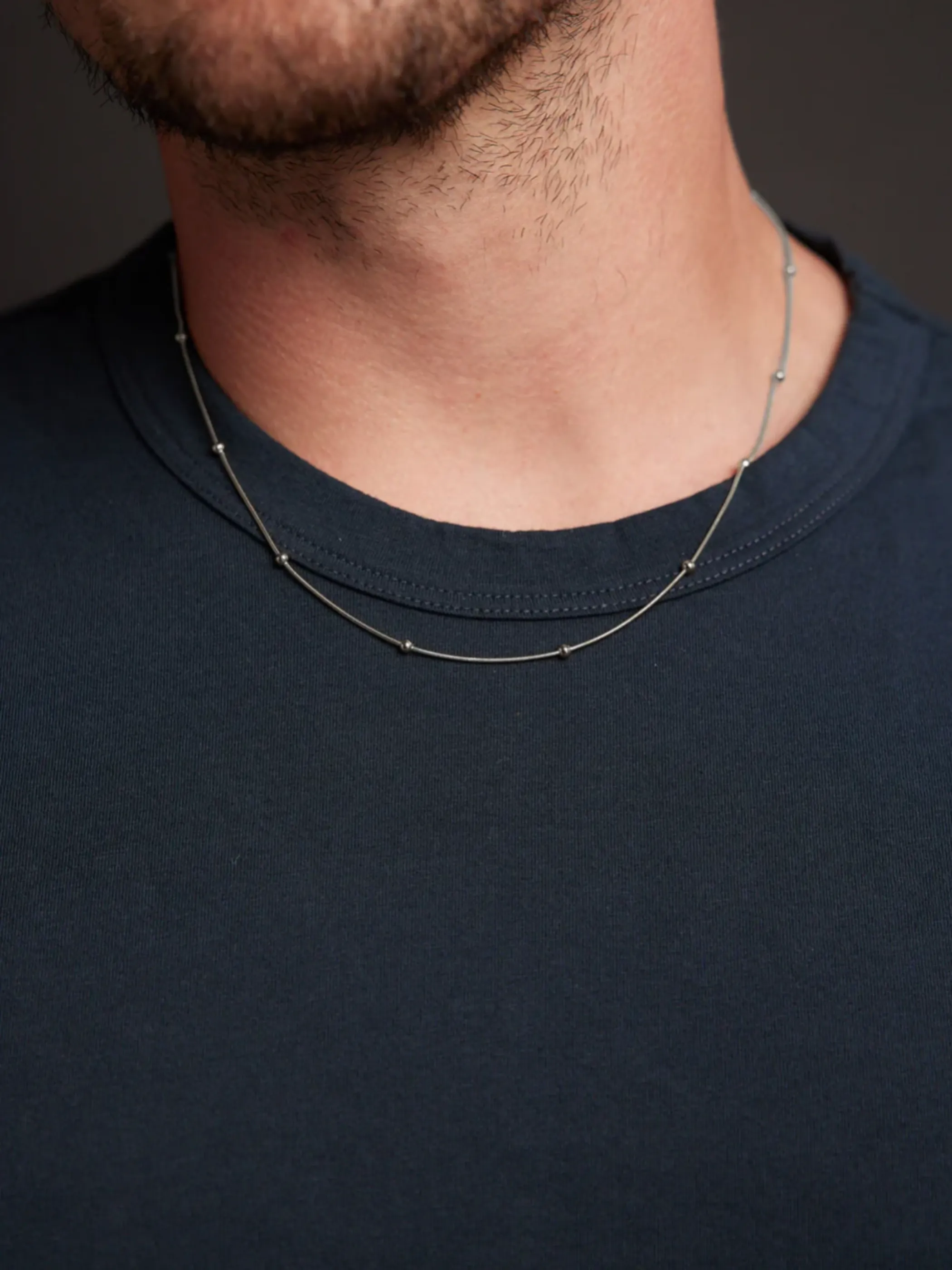 Minimalist Satellite Chain - Steel