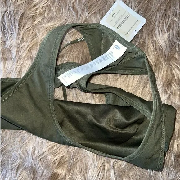 New Fabletics Belle Racerback High Impact Sports Bra Utility Green size M