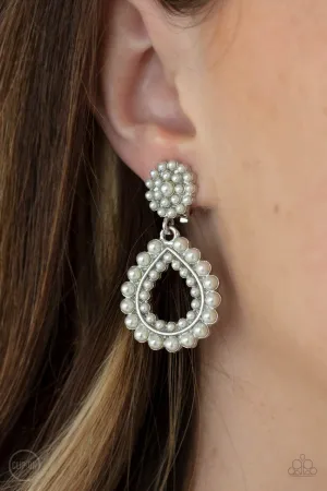 Paparazzi  - Discerning Droplets - White Pearl Clip-On Earrings