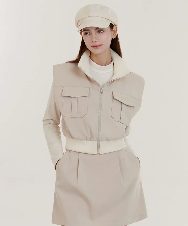 Q.C PLAY: Pintuck Pocket Shirring Zip-Up Vest - Beige
