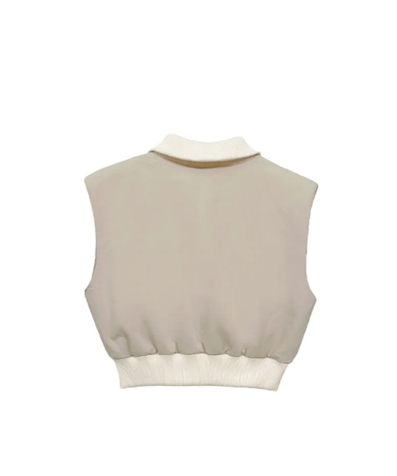 Q.C PLAY: Pintuck Pocket Shirring Zip-Up Vest - Beige