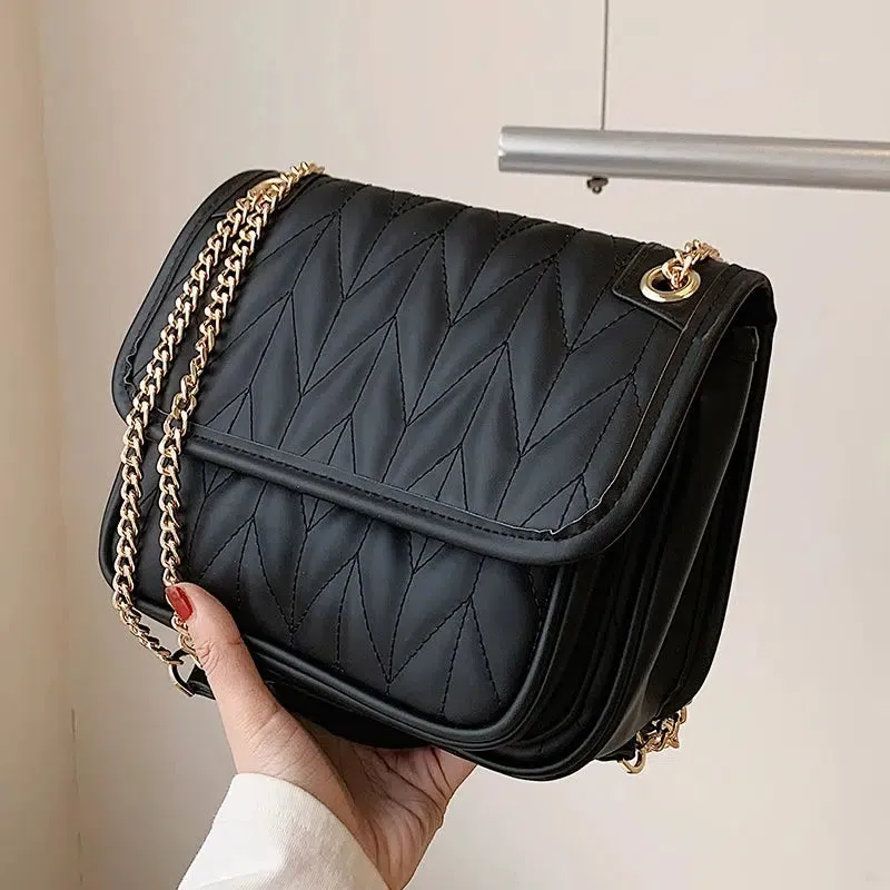 Quilted Chain Shoulder Bag