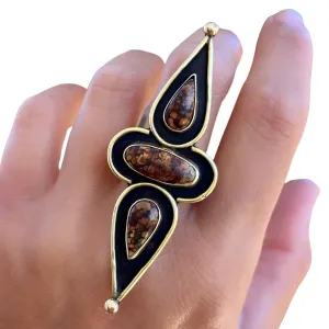 Red turquoise shadowbox ring in brass