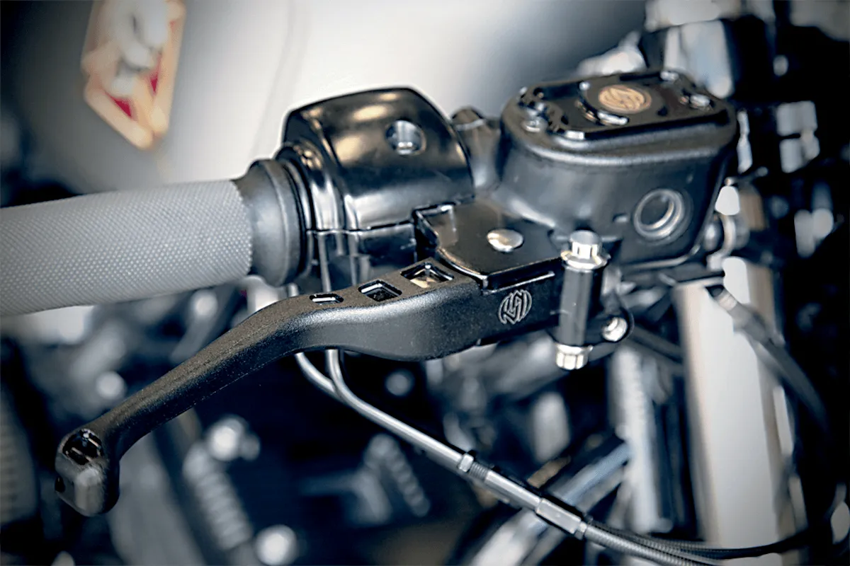 RSD 0062-4007-BM Avenger Inlay Brake/Clutch Lever Set - Contrast Cut