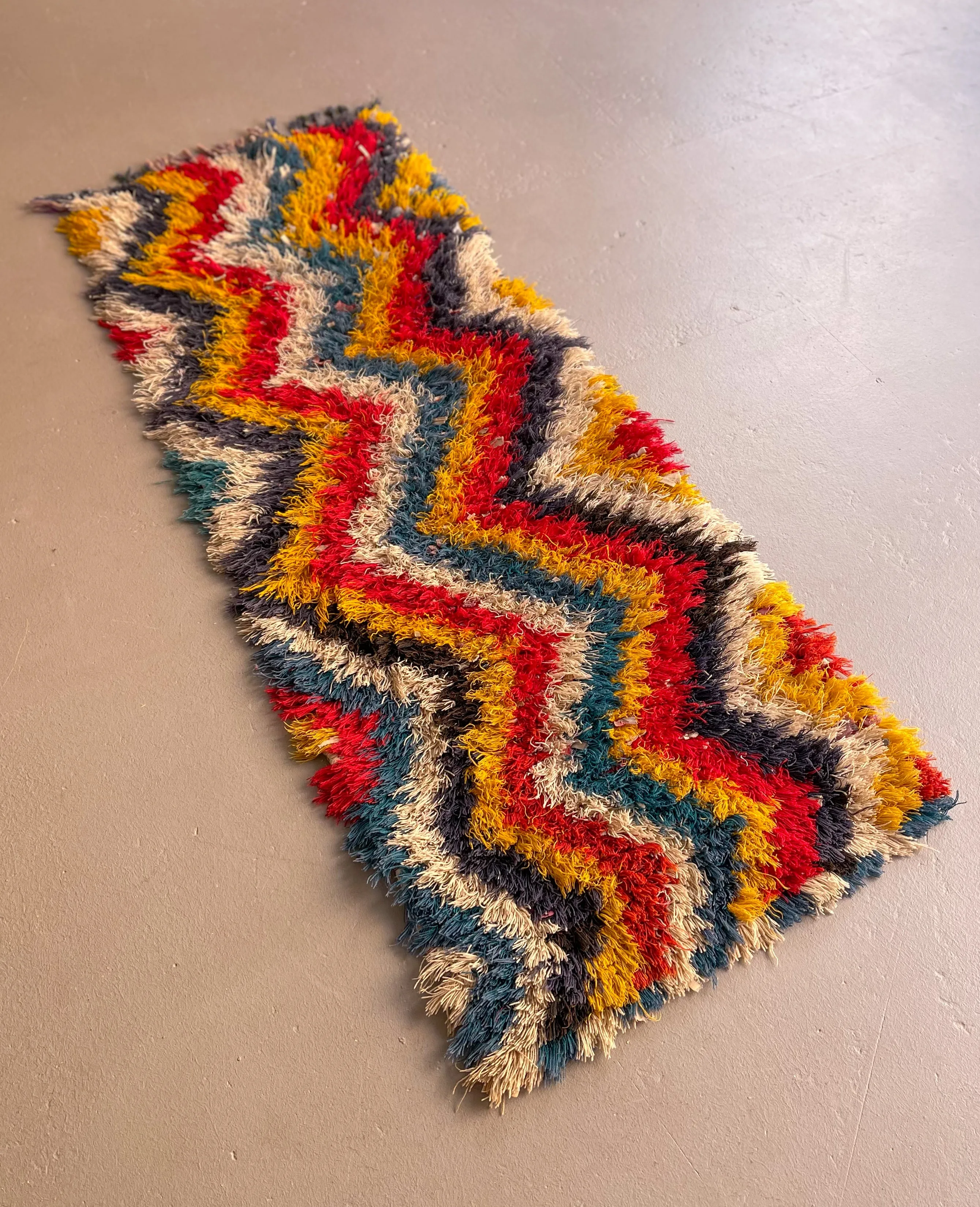 Saadia's Primary Color Boucherouite