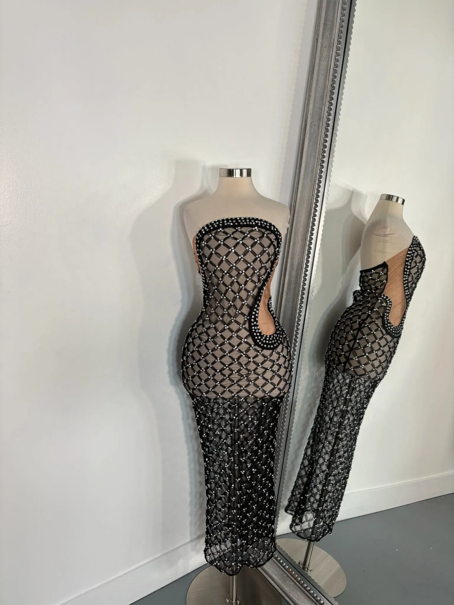 Sample Sale 37