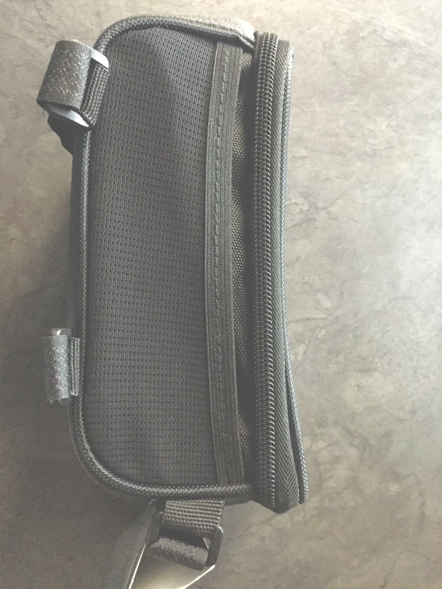 SPEEDMASTER TOP TUBE MOBILE PHONE BAG