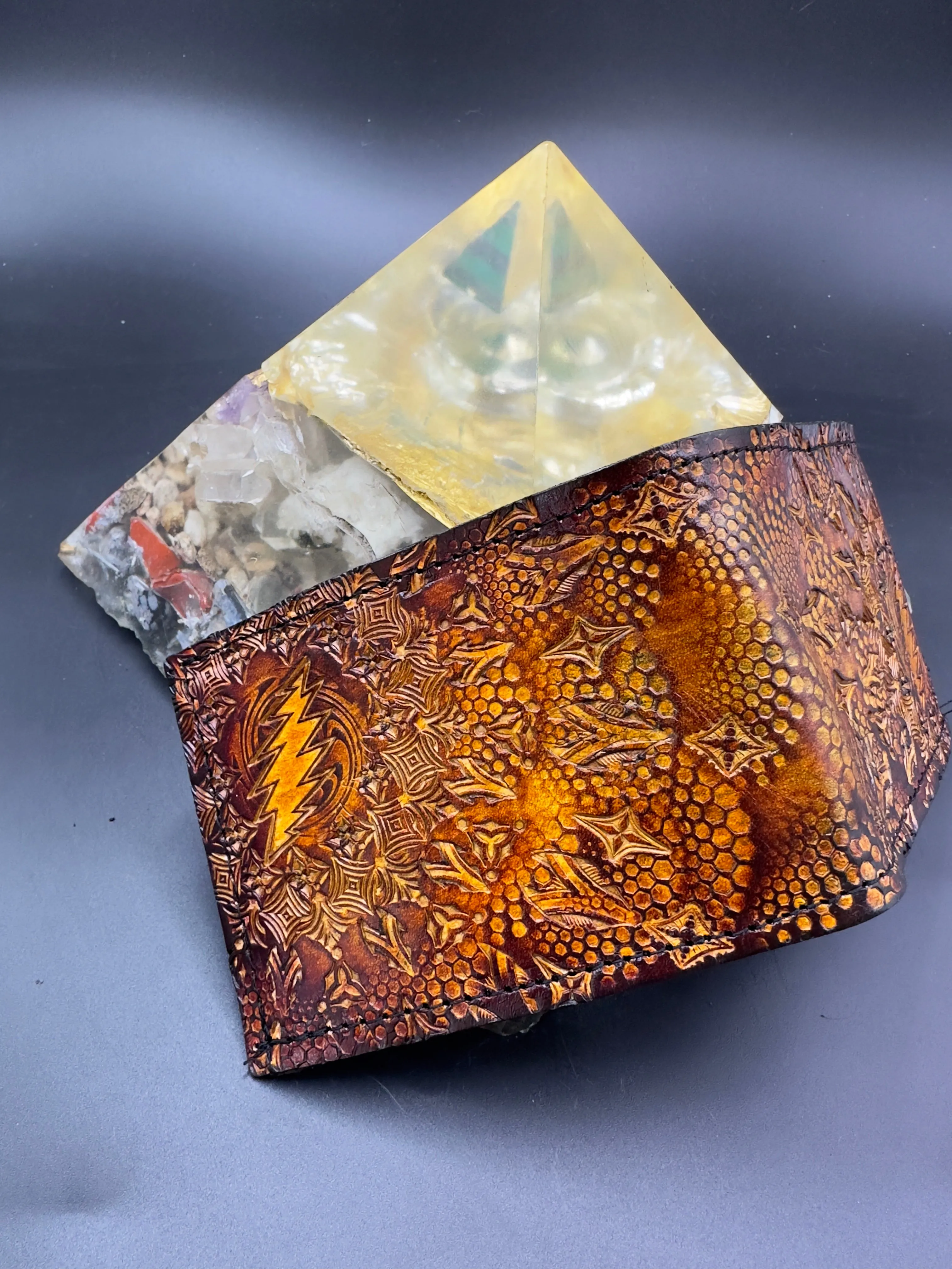 Stamped Leather Bifold Wallet - Grateful Bolts