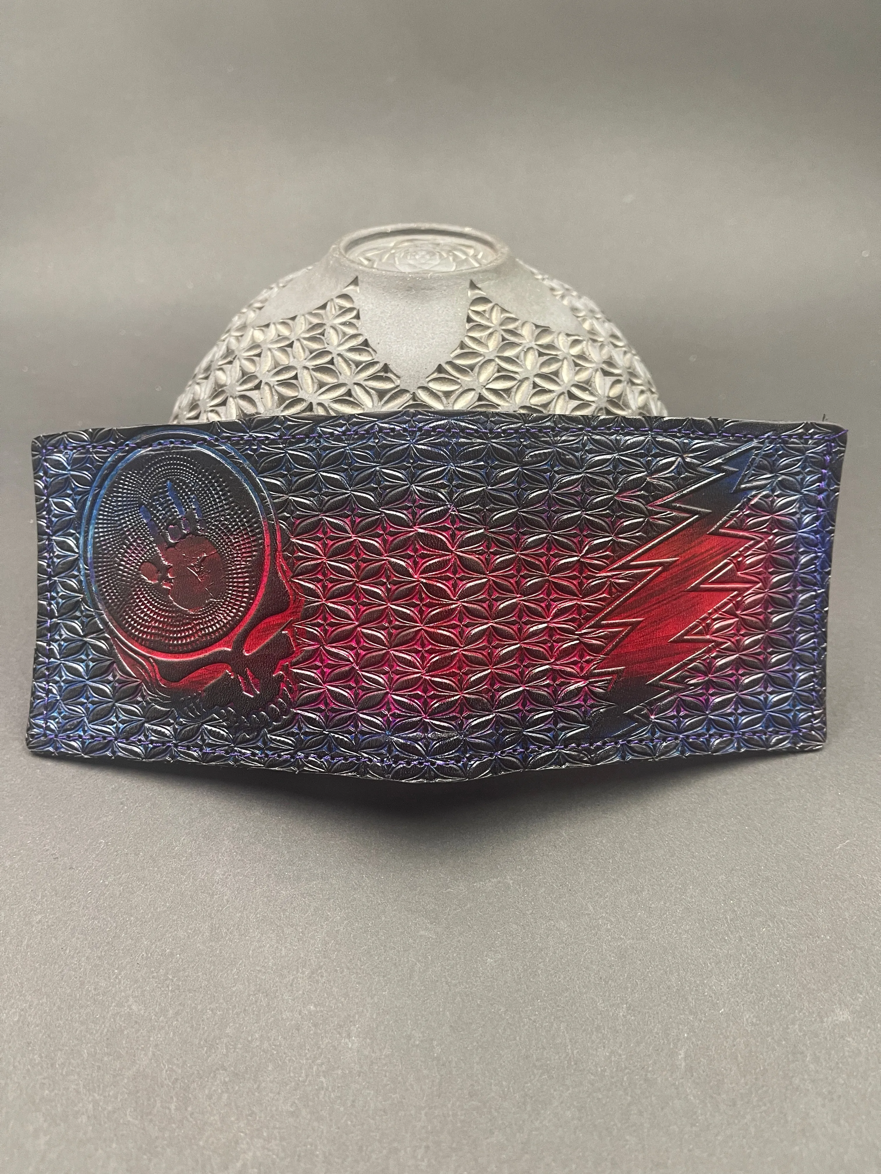 Stamped Leather Bifold Wallet - Grateful Full Stealies