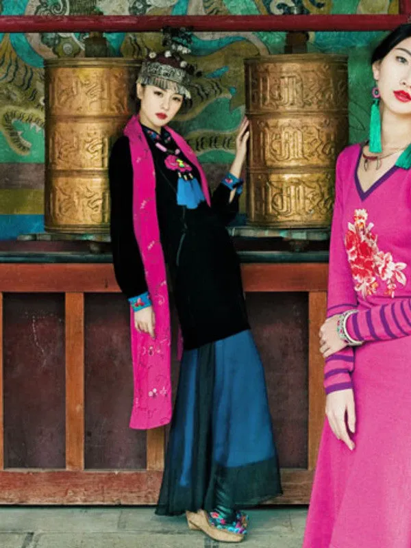 streamlined Chi-pao velvet dress