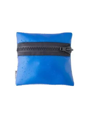SUMMER BUMMER   SOFTWARE PROTECTIVE CLOTHING WATER BED BLUE ZIP POUCH
