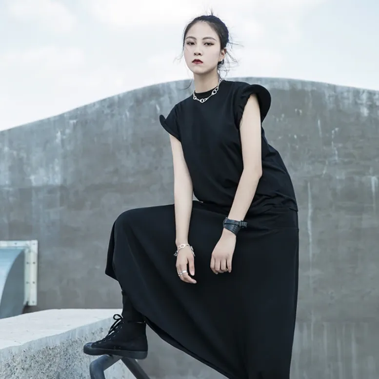 Suri Cuff T-Shirt