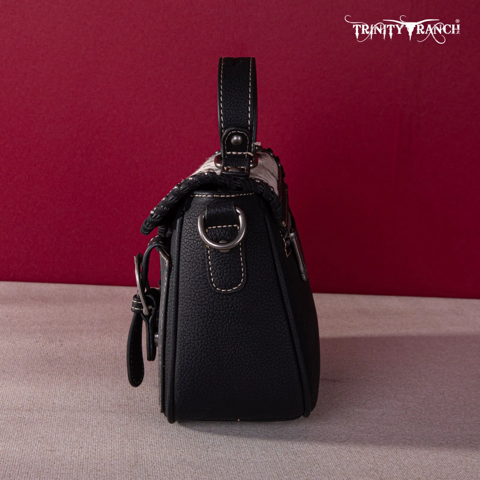 TR149-8360 Trinity Ranch Hair-On Cowhide Saddle Shape Collection Crossbody/Satchel - Black