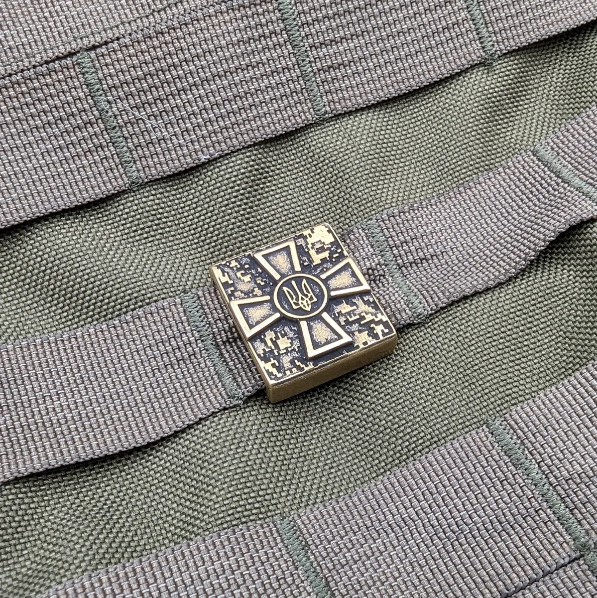 Ukrainian Armed Forces logo Molle clip
