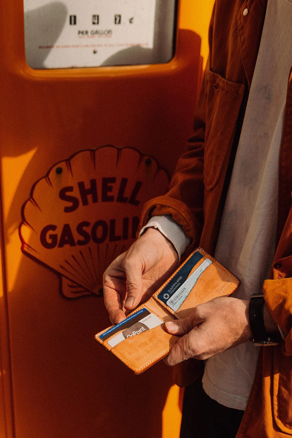 Utility Bifold - Golden
