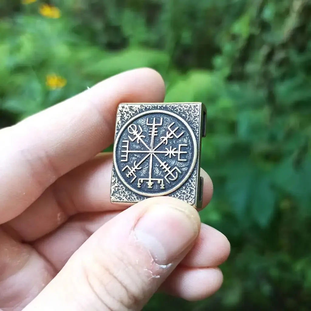 Vegvisir bronze Molle clip