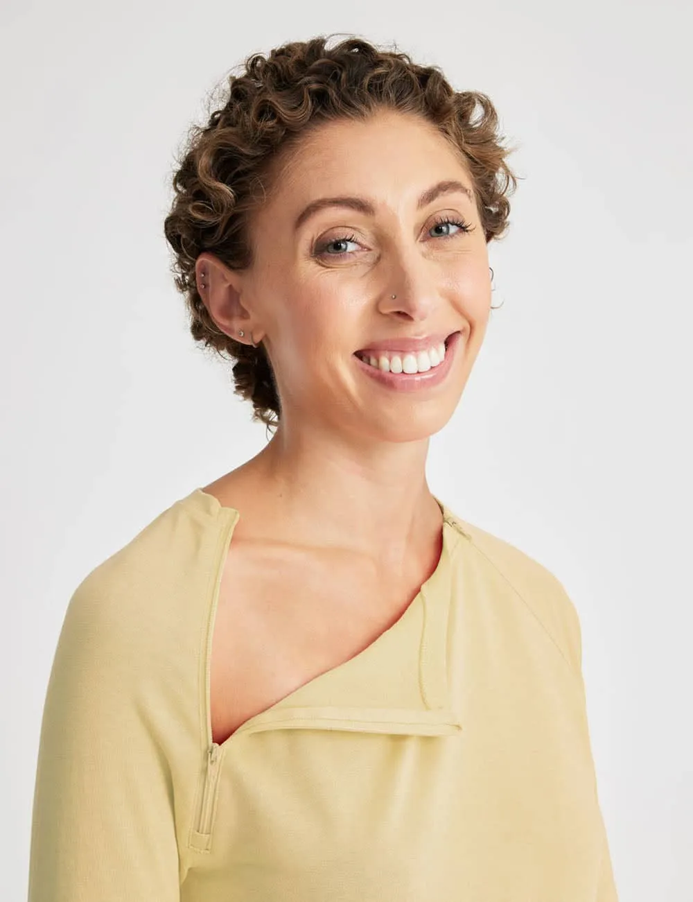 Womens Chest Port Access Shirt - Pastel Yellow