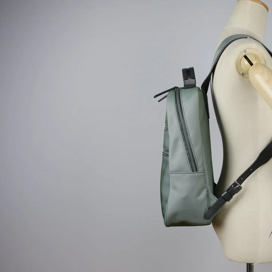 Womens Nylon Backpack Bag Light Gray Best Satchel Backpack Nylon School Rucksack for Ladies