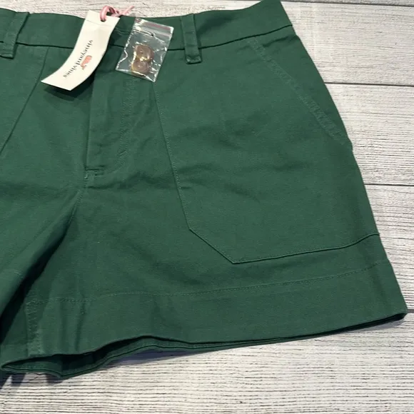 Women’s Vineyard Vines Vintage Chino Utility Short sz 6 hunter green NWT MSRP$78