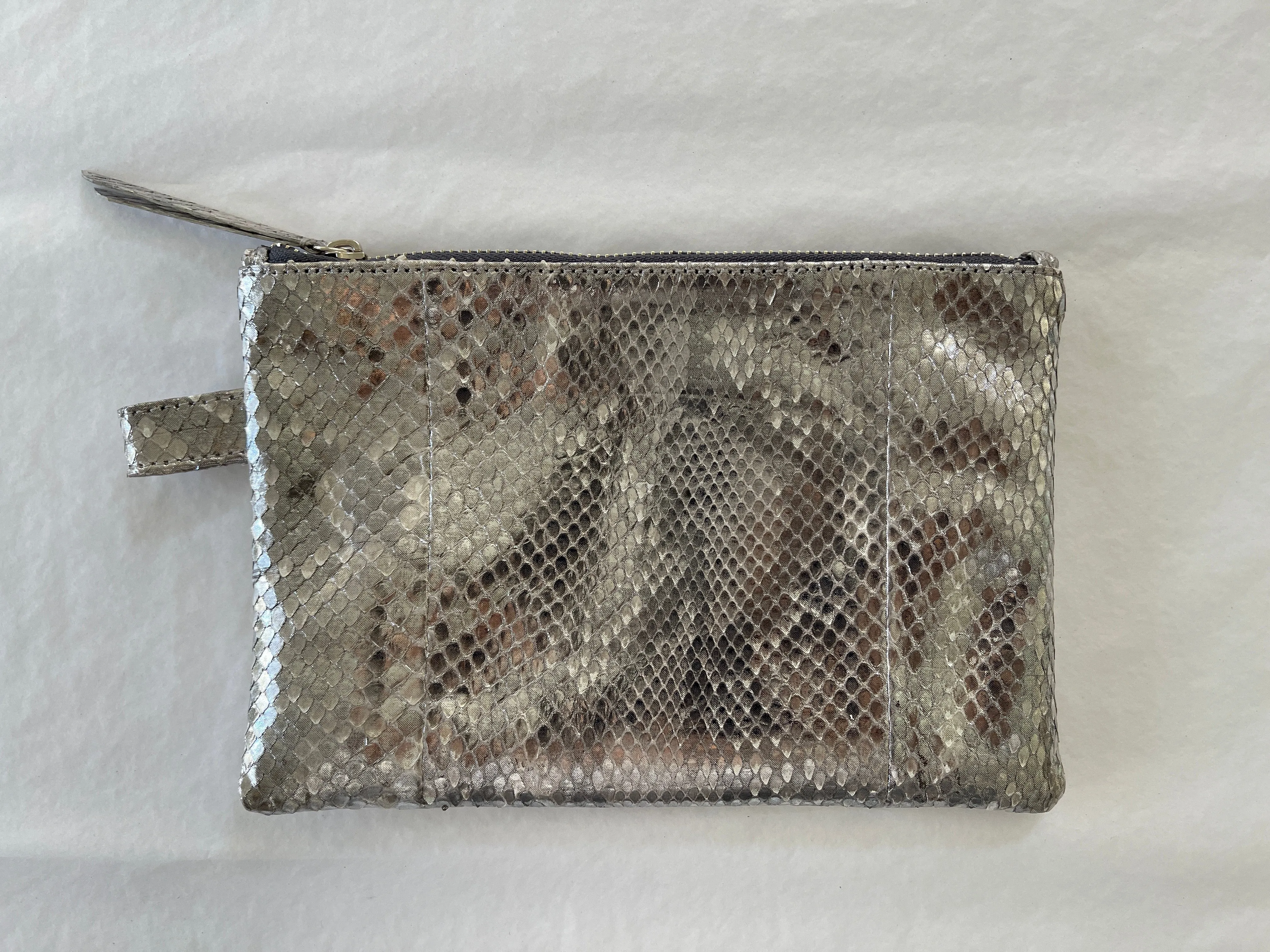 ZIPPER TOP CLUTCH POUCH - CONTRACT TANNING