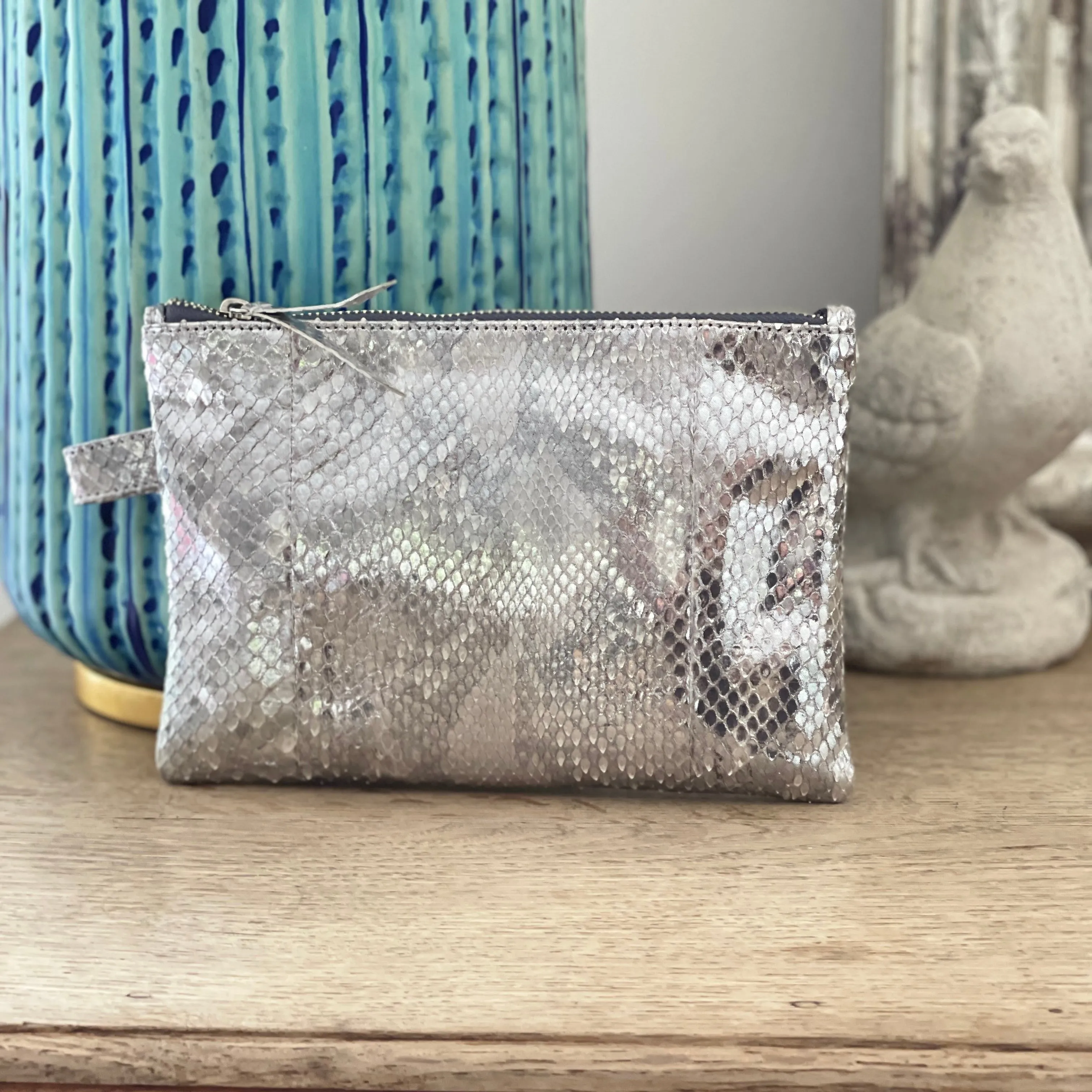 ZIPPER TOP CLUTCH POUCH - CONTRACT TANNING